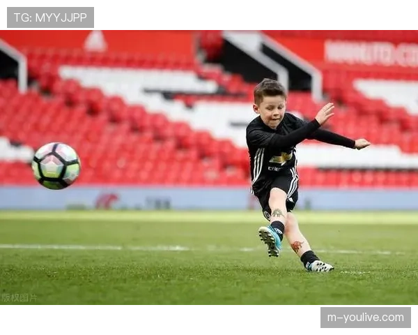 意甲俱乐部与当地学校合作,推出青少年足球培训计划