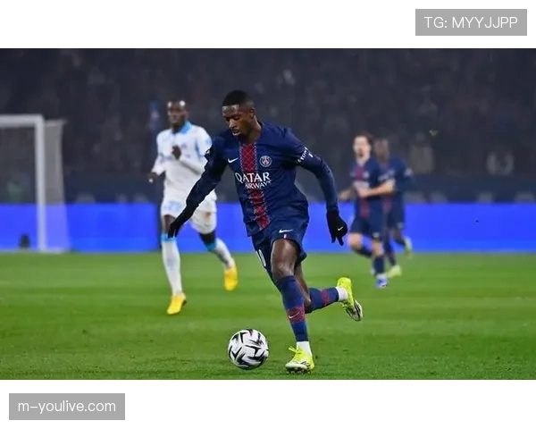 实时:登贝莱右路突破造点,亲自主罚命中助巴黎领先